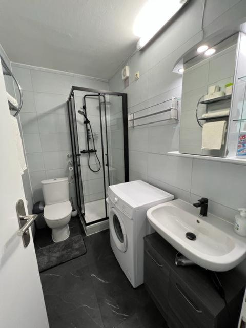 Ruhiges Und Klimatisiertes Apartment Stuttgart Extérieur photo